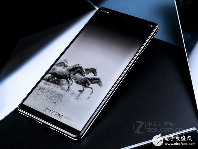 坚果r1带来手机存储新高度8gb1tb存储