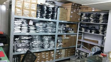 点击查看大图 深圳市福田区新亚洲电子市场二期英特诚电子商行实景