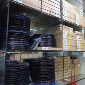 点击查看大图 深圳市新亚洲电子市场真诚电子商行实景