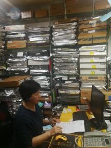 点击查看大图 深圳市福田区仪玲电子商行实景