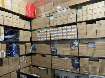 点击查看大图 深圳市福田区恒通微电子商行实景