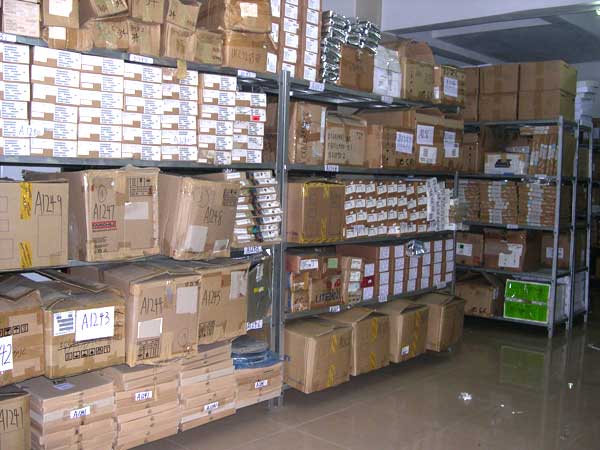 深圳市明光恒达电子有限公司展示图2