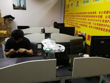 点击查看大图 深圳市福田区新亚洲电子市场三金电子商行实景