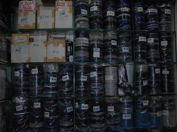 深圳市福田区新亚洲电子市场华诚微电子经营部展示图3