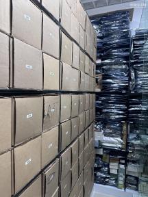 点击查看大图 深圳市福田区华微电子经销部实景