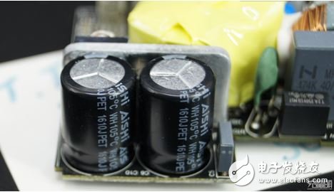 小米4口USB充电器完全可以替代原装充电器，售价69元