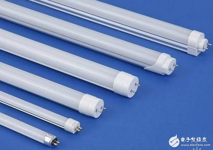 大功率LED作为照明光源具有体积小、耗电小、发热小、寿命长、响应速度快、安全低电压、耐候性好、方向性好等优点。 外罩可用PC管制作，耐高温达135度。，低温-45度