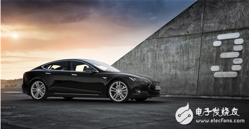 特斯拉Model 3电池能量密度将提升30%