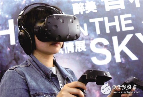 2016亚洲CES观察：汽车、VR抢眼 手机风光不再