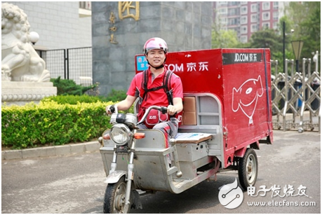 电子芯闻早报：大疆精灵4发布，可穿戴公司相继融资