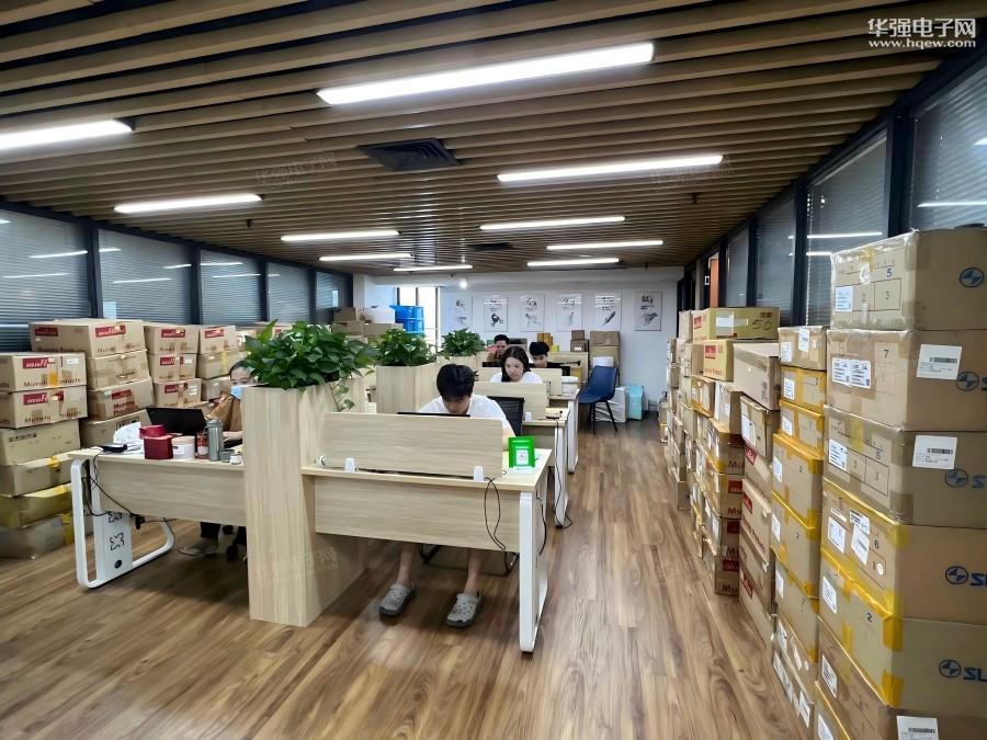 深圳市灿炜电子有限公司展示图2