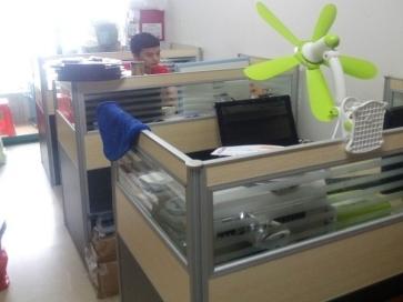 深圳市荣利万佳电子有限公司实景