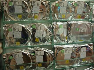 深圳市福田区新亚洲电子市场二期多多伟业电子经营部实景